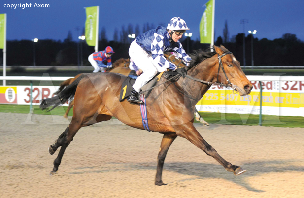 Aldedash under Kieren Fallon at Wolverhampton - 14 April 2012